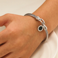Vintage-Inspired Delicate Spiral Rope Texture Bracelet with Horseshoe Clasp